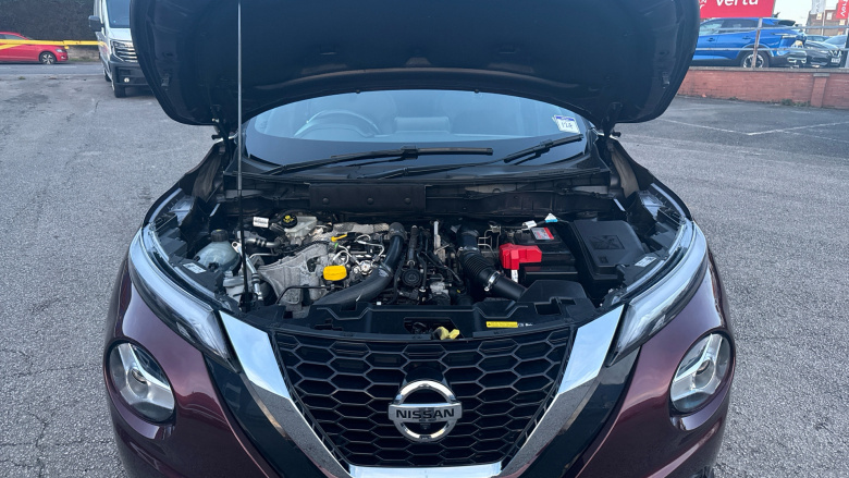 Nissan Juke 1.0 DiG-T 114 Tekna 5dr Petrol Hatchback